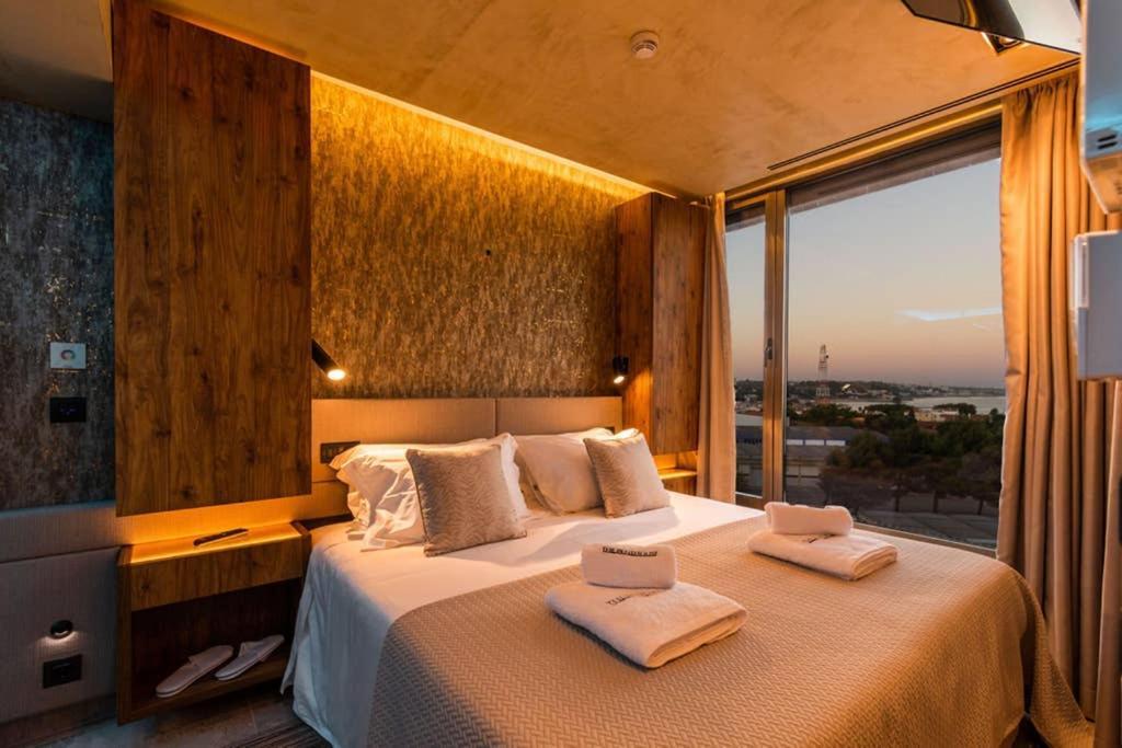 The Minipenthouse Terrace & Spa Paço de Arcos Eksteriør bilde